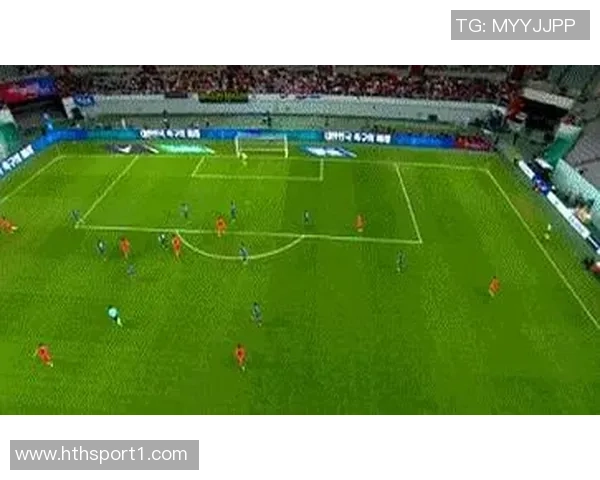 巴拉圭后卫失误助攻韩国严智星抽射破门取得领先