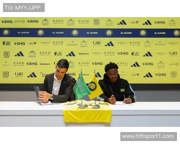 曼联新星哈迪签奖学金合同17岁后将转为职业合同 曼联新星哈迪签奖学金合同17岁后将转为职业合同