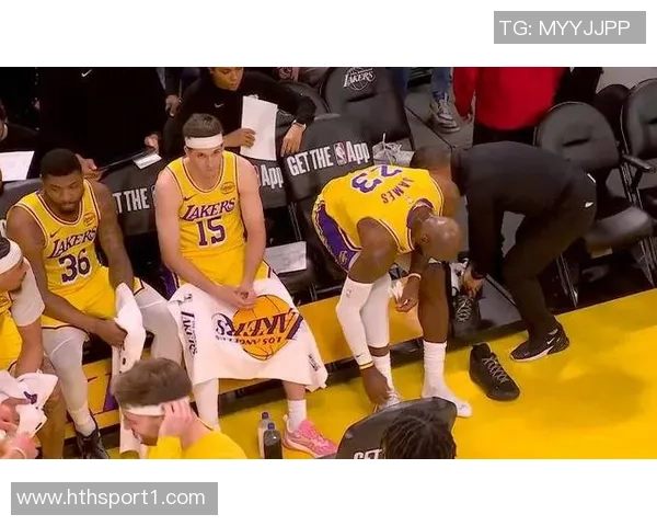 湖人客场挑战森林狼五名主力缺阵海斯和斯玛特出战存疑